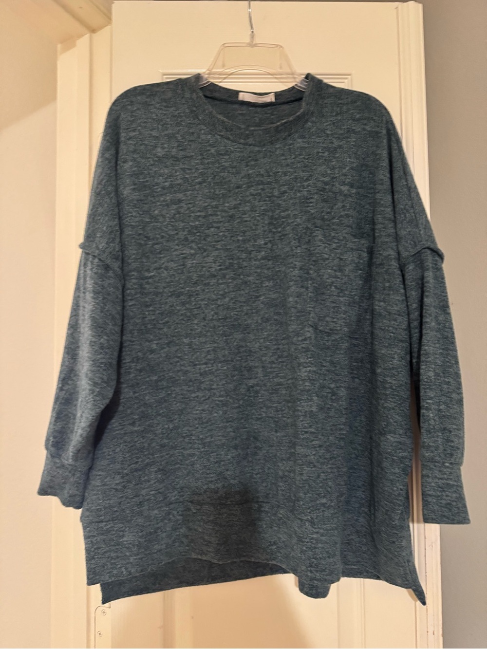 Zenana Outfitters Heathered Teal Pullover - Picture 2 of 6